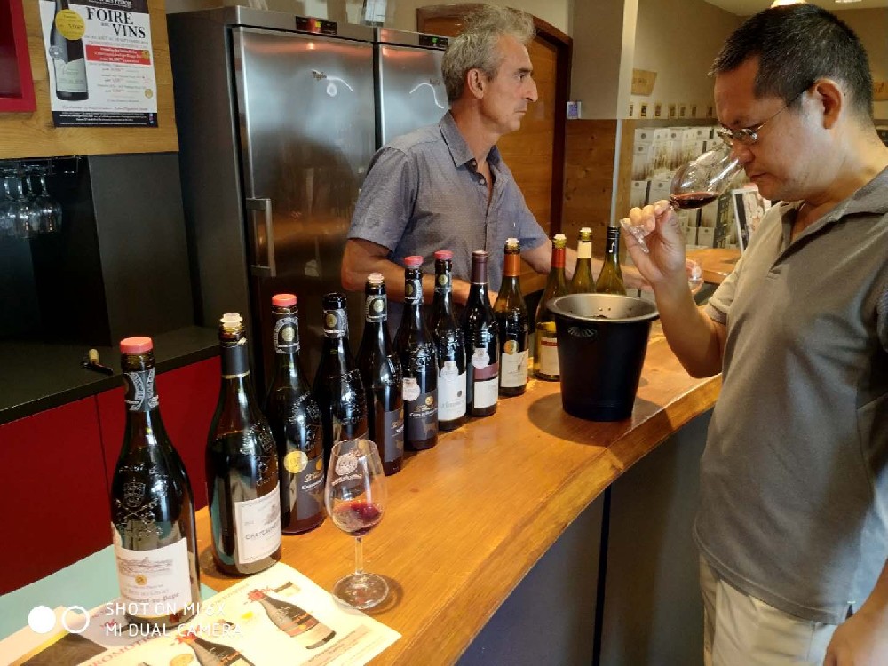 做進口紅酒代理生意要花多少錢？來看這裏